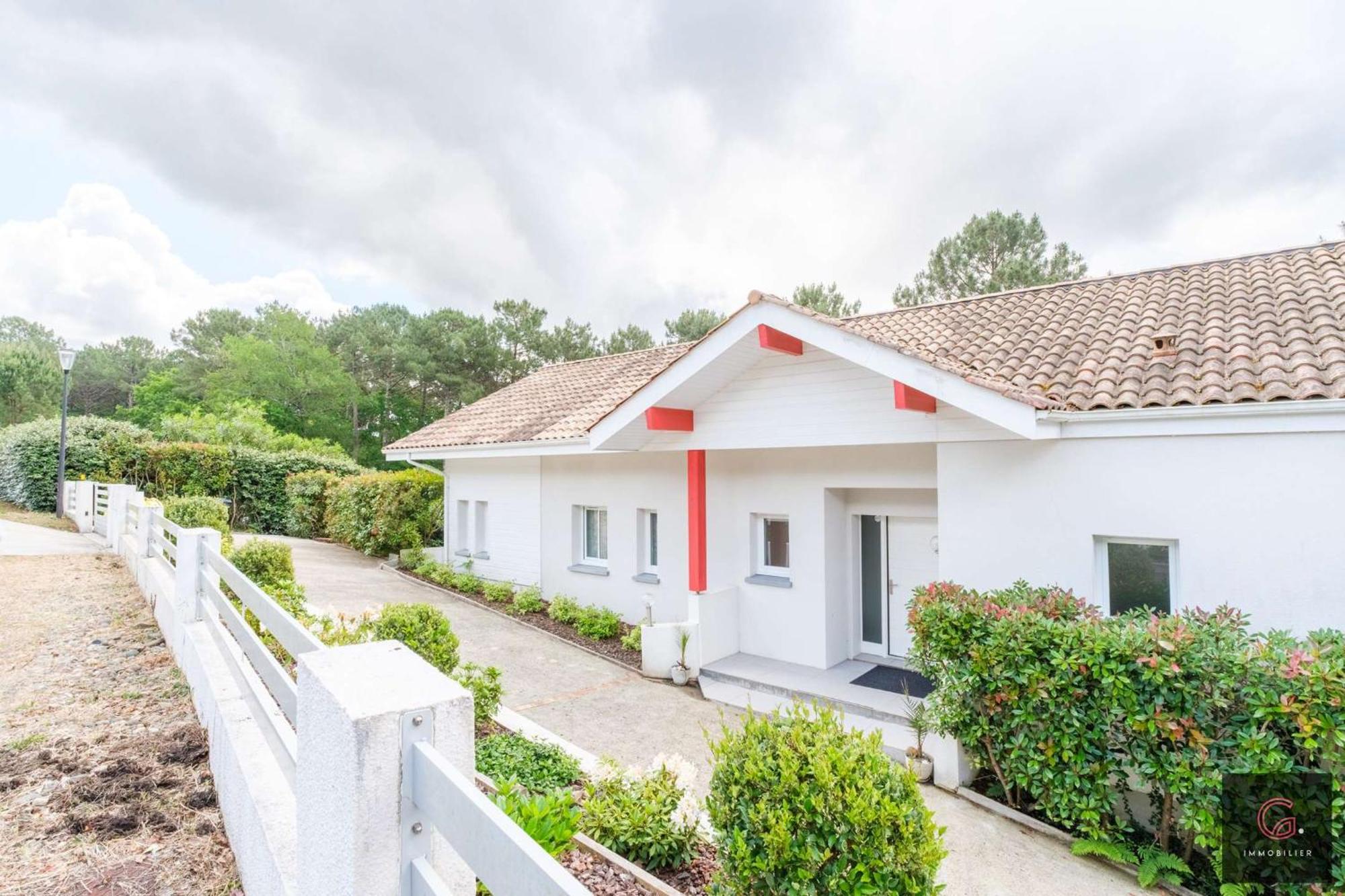 Villa Avec Piscine Pour 9 Personnes Au Golf De Biscarrosse Εξωτερικό φωτογραφία